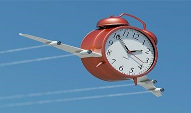 Communique #10 - Le Temps file et la parabole de la poule rouge