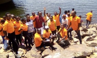 L’OBEISSANCE A UN PROJET COMMUNAUTAIRE